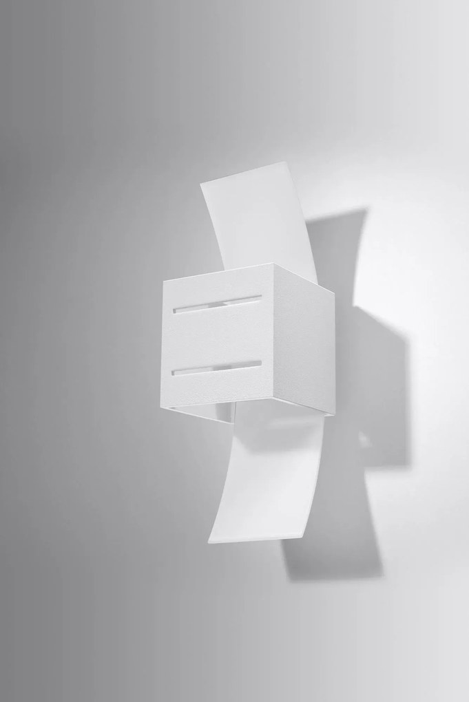 Minimalistyczny kinkiet T6-H97