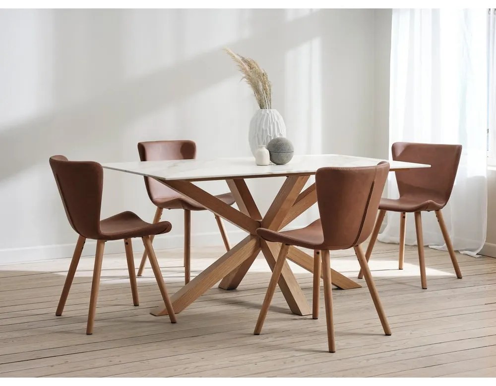 Koniakowe krzesło z imitacji skóry Teslin – Unique Furniture