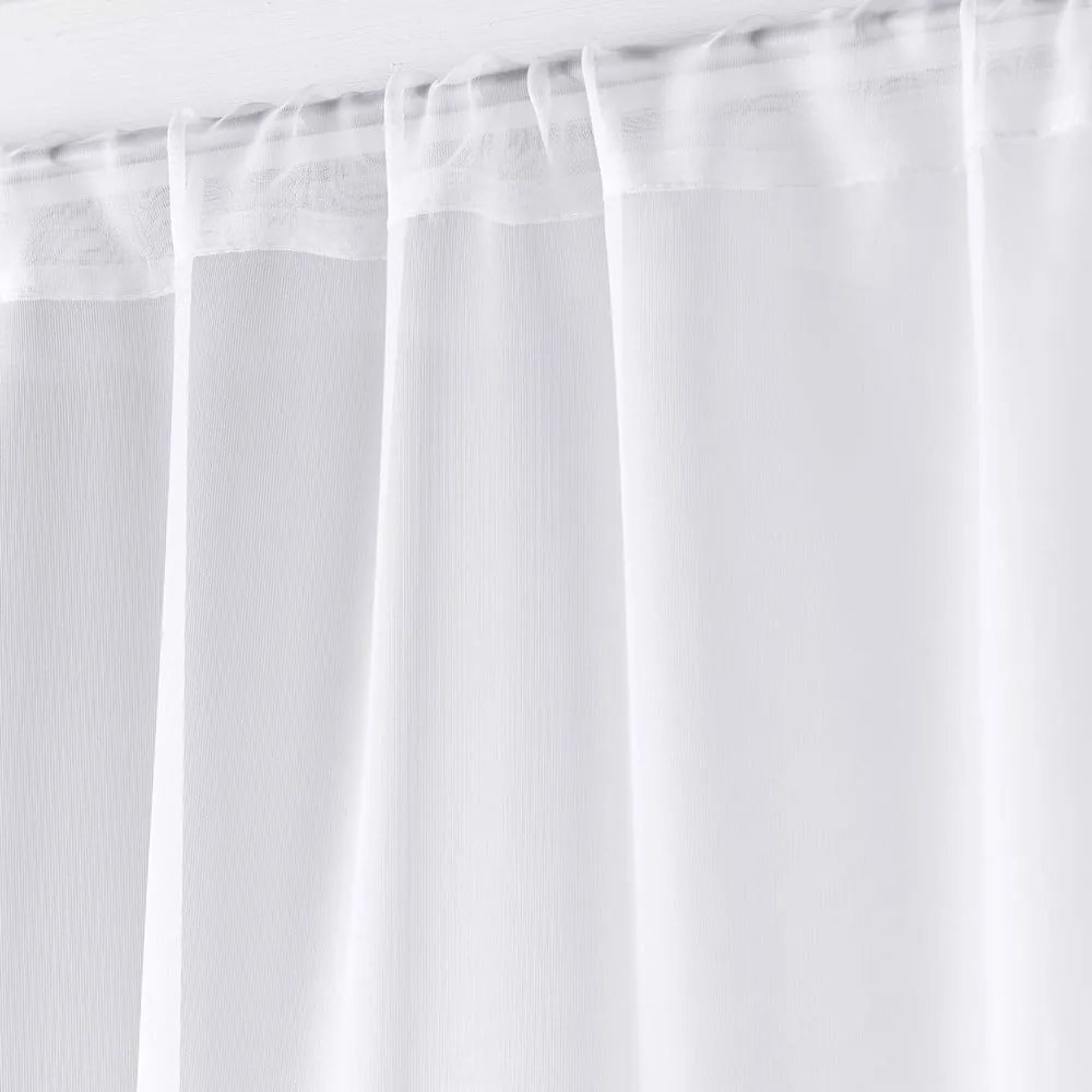 Białe firanki z mikrosatyny zestaw 2 szt. 70x200 cm Voiline – douceur d'intérieur