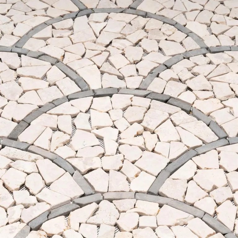 Mozaika z naturalnego kamienia, wachlarz, beż 0,98 m².