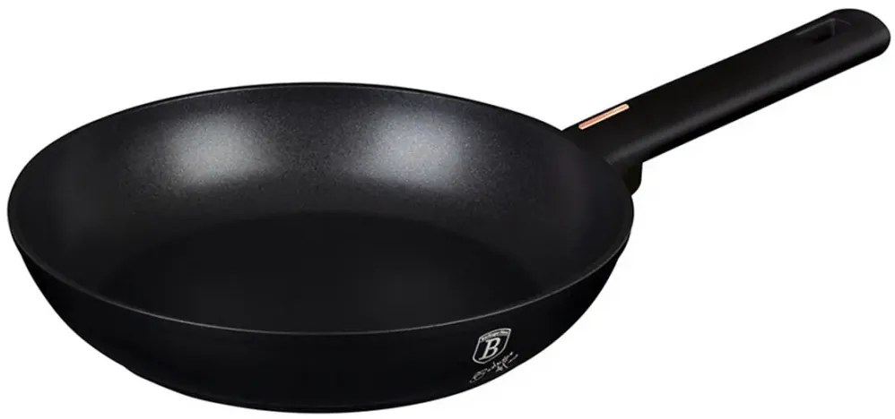 Czarna patelnia z tytanową powłoką 24cm S7-H81