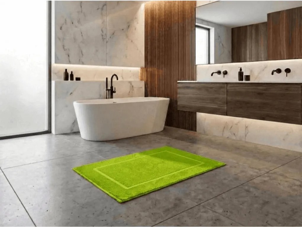 Mata łazienkowa Comfort jasnozielona 750g/m2