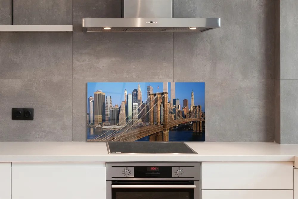 Szkło do Kuchni na Ścianę Rzeka w Cieniu Wieżowców i Mostu