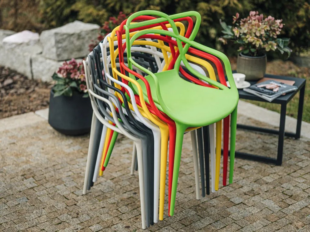 Zestaw 4 białych krzeseł plastikowych KATO