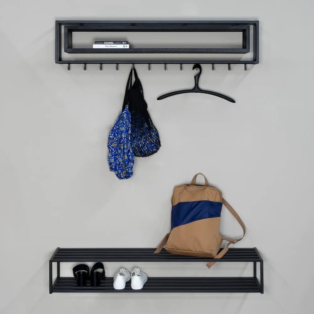 Czarna metalowa wisząca szafka na buty 118x20,5x30,5 cm School – Spinder Design