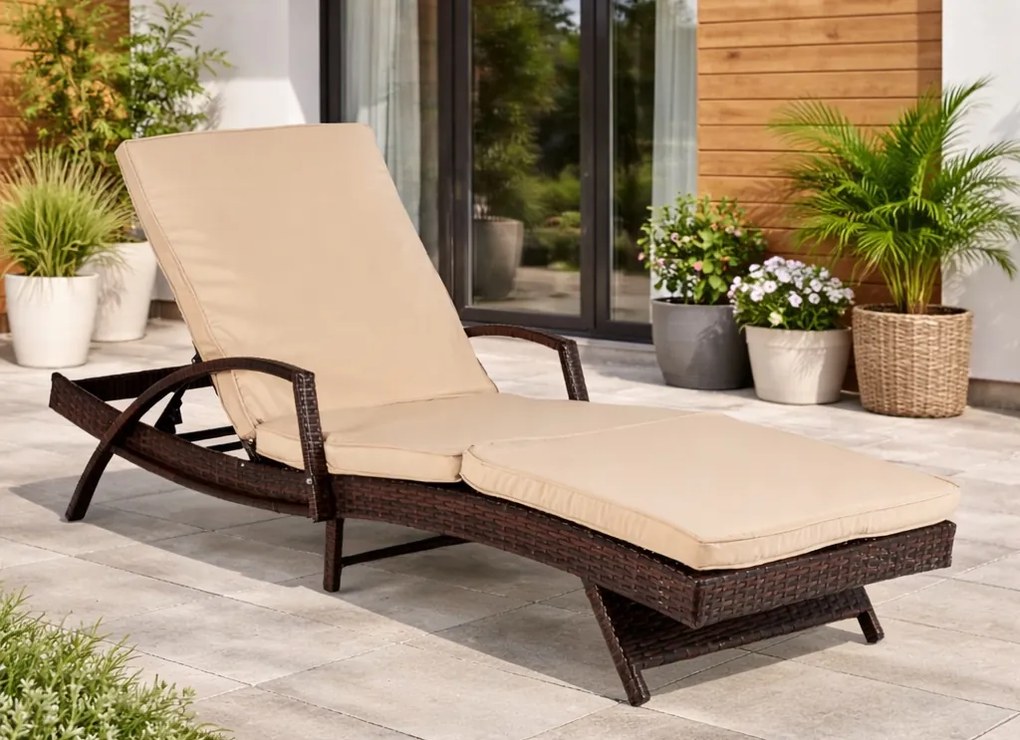 Leżanka ogrodowa z regulowanym oparciem Vibe, brązowy technorattan, beżowa poduszka