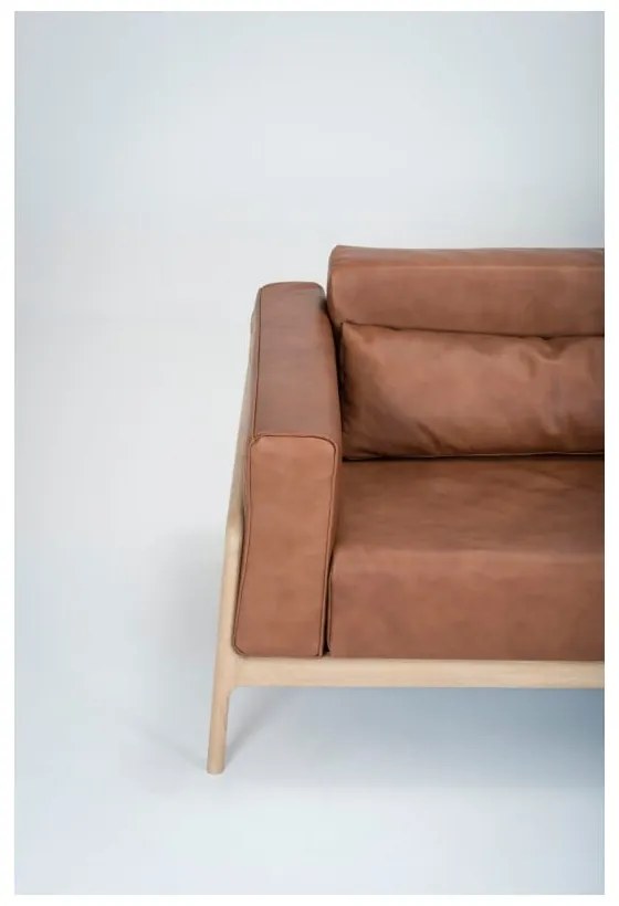 Karmelowa sofa z bawolej skóry z konstrukcją z litego drewna dębowego Gazzda Fawn, 240 cm