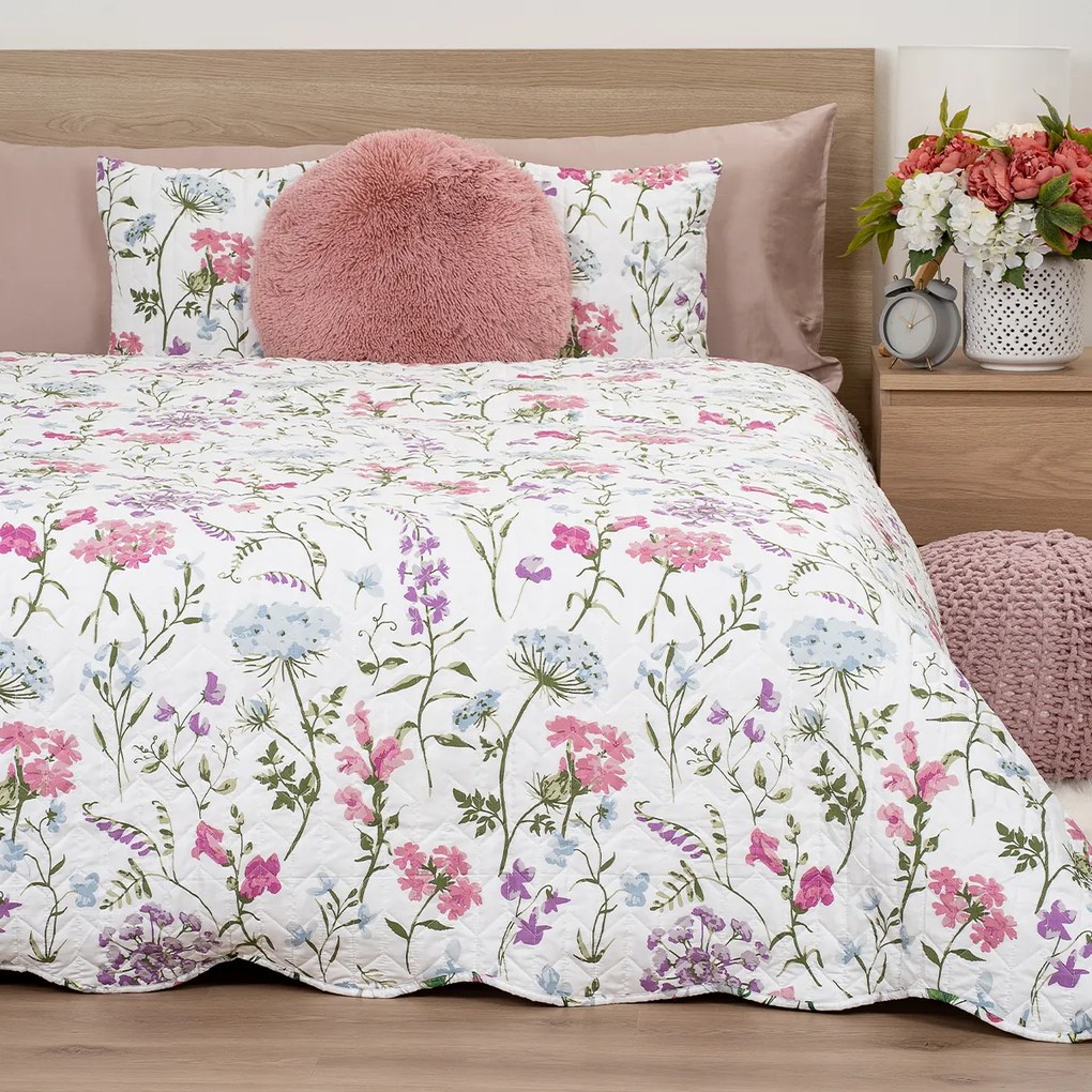 4Home Narzuta na łóżko Spring meadow, 220 x 240 cm + 2x 40 x 40 cm
