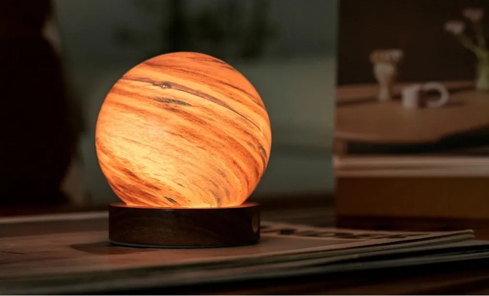 Brązowa/w ciemnym naturalnym kolorze dekoracja świetlna na USB ø 8 cm Polar Cloud – Gingko