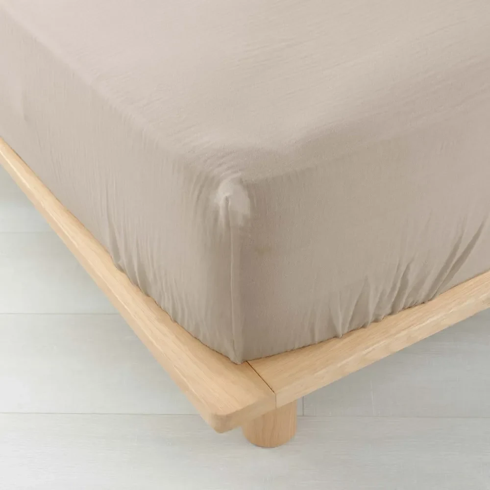 Beżowe prześcieradło muślinowe z gumką 160x200 cm Angelia – douceur d'intérieur