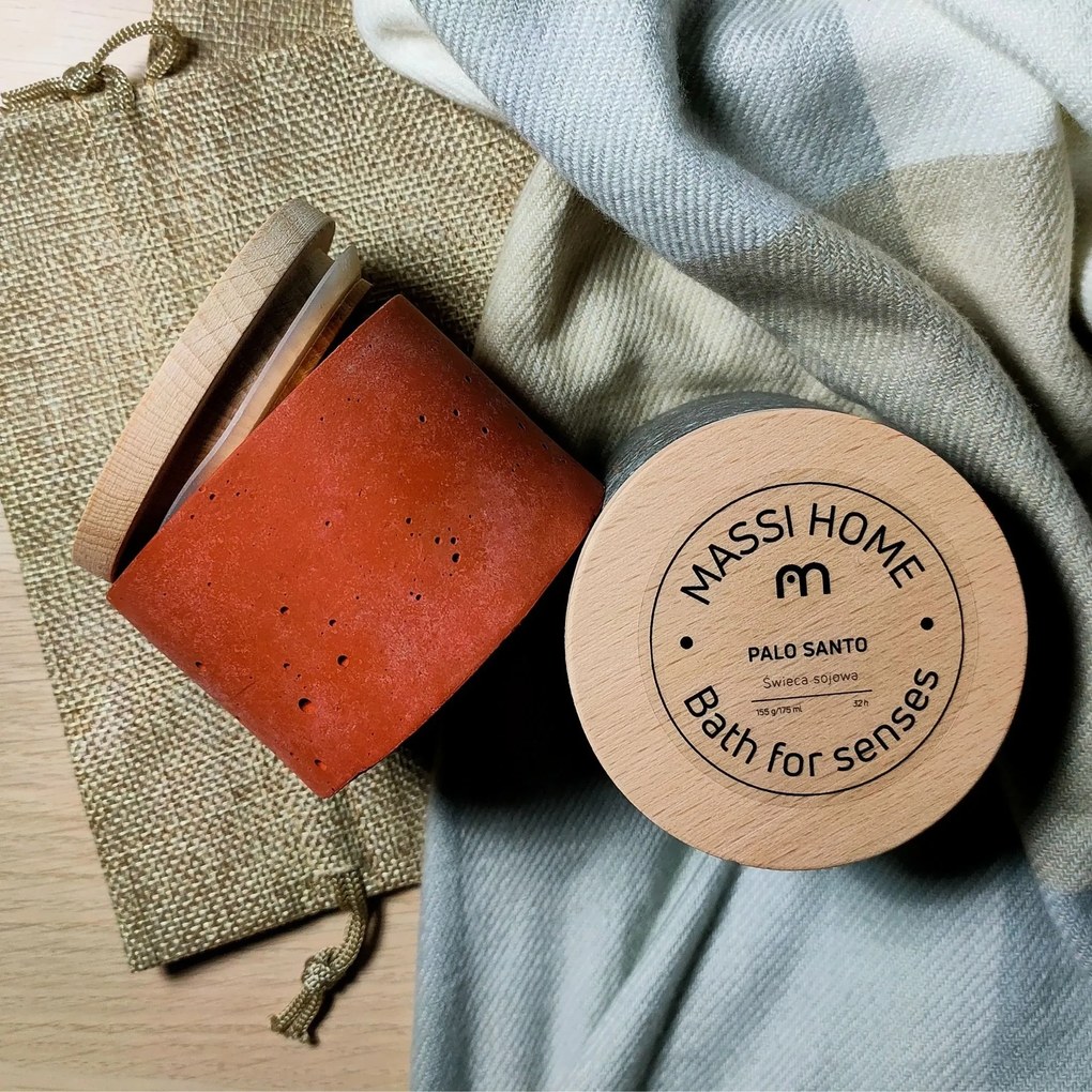 Świeca sojowa 175 ml PALO SANTO