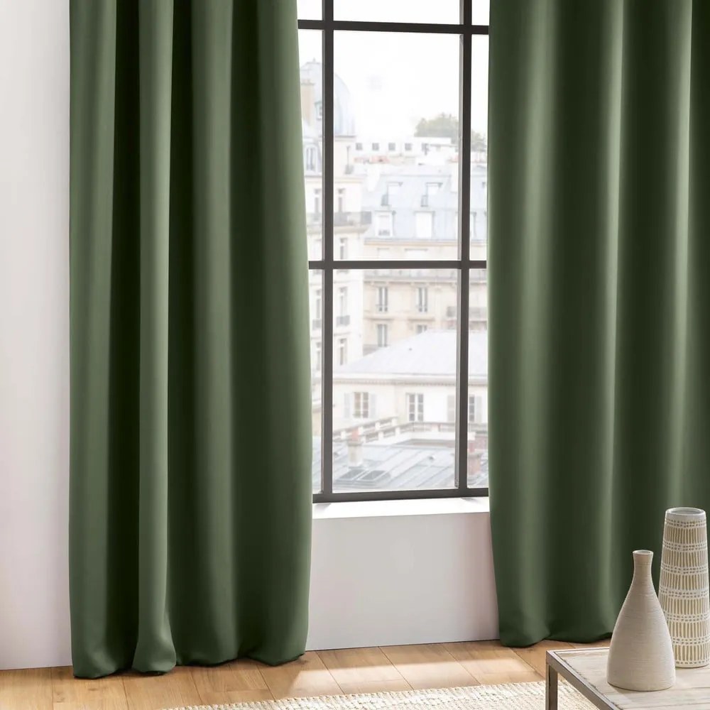 Zasłona zaciemniająca w kolorze khaki 135x280 cm Occult – douceur d'intérieur