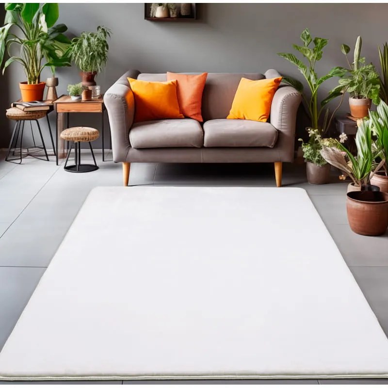 Dywan pluszowy Luxy biały 80 cm x 150 cm