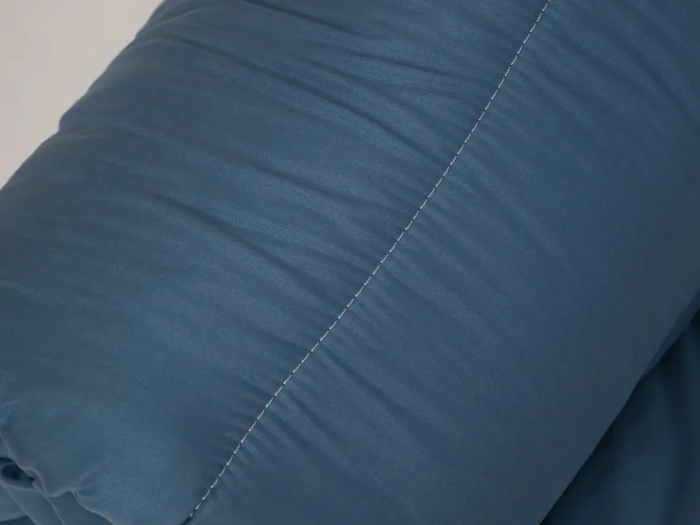 Całoroczna pikowana kołdra 140x200 cm z włókna pustego, niebieska