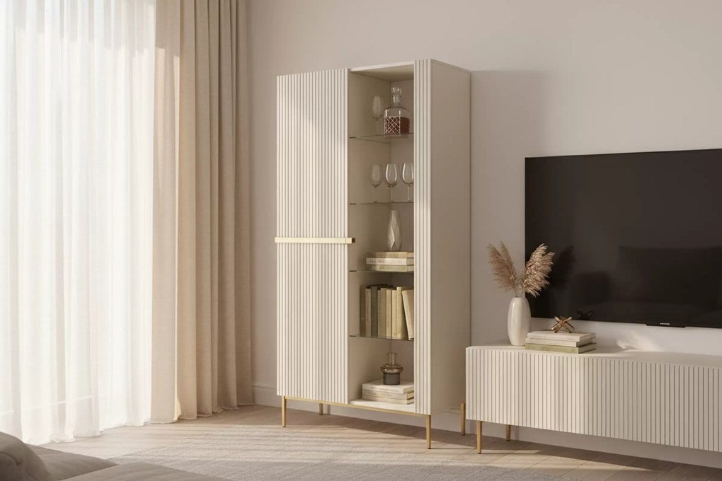 Witryna Nicole 100 cm z ryflowanym frontem - kaszmir / złote nóżki