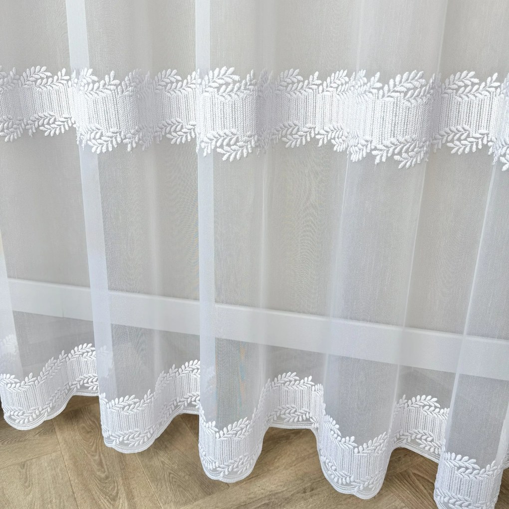 Firana gładka na metry haft Dwa Pasy gałązki bambus - wys. 300 cm