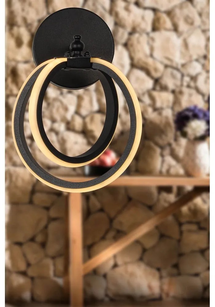 Czarny metalowy kinkiet LED Sezen – Squid Lighting