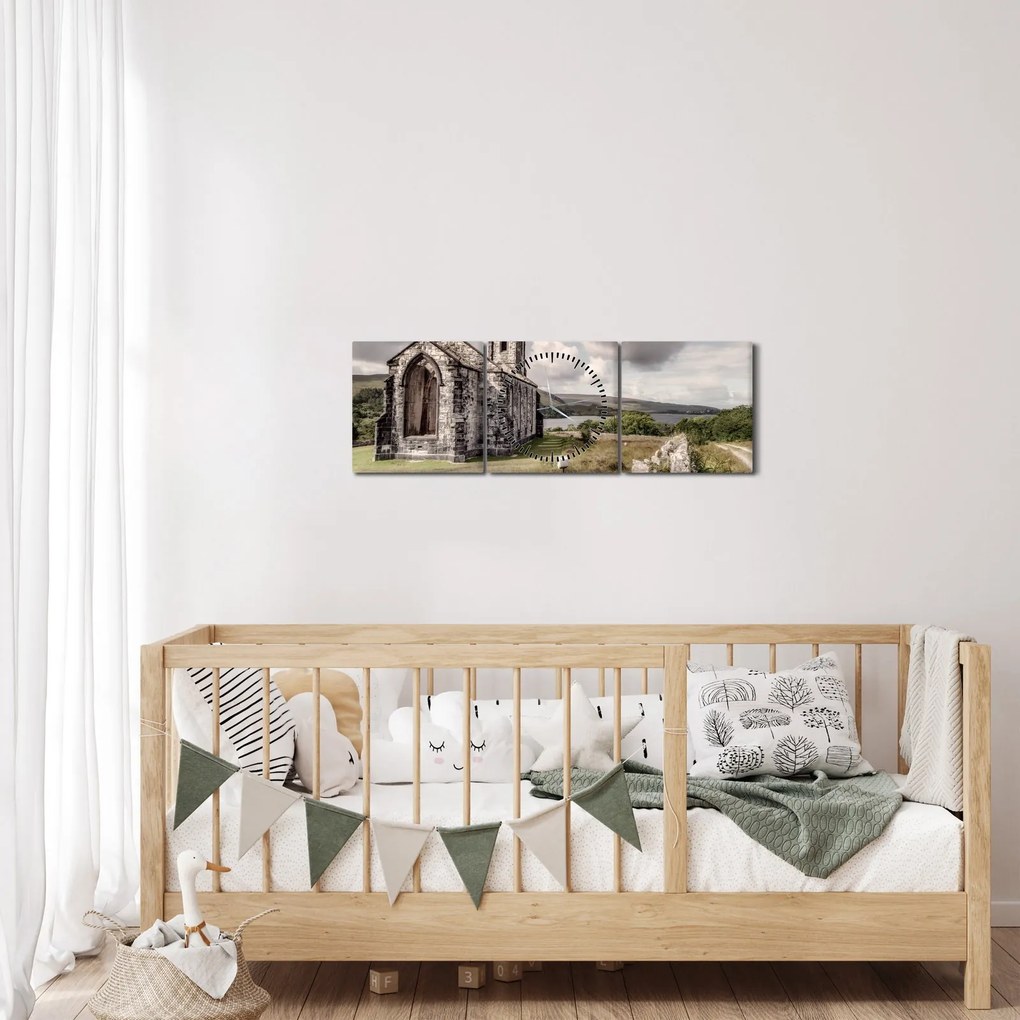 Obraz - Kościół irlandzki (z zegarem) (90x30 cm)