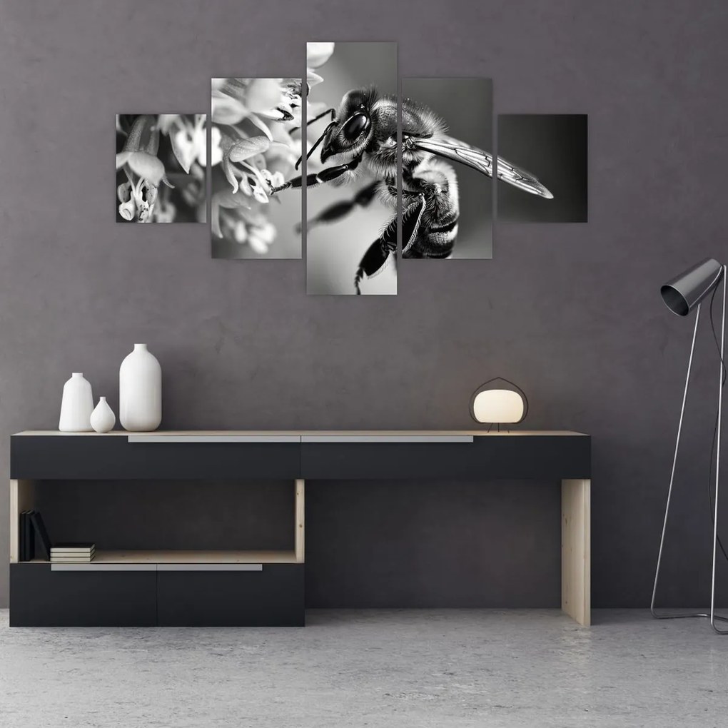 Obraz - Szczegół pszczoły (125x70 cm)