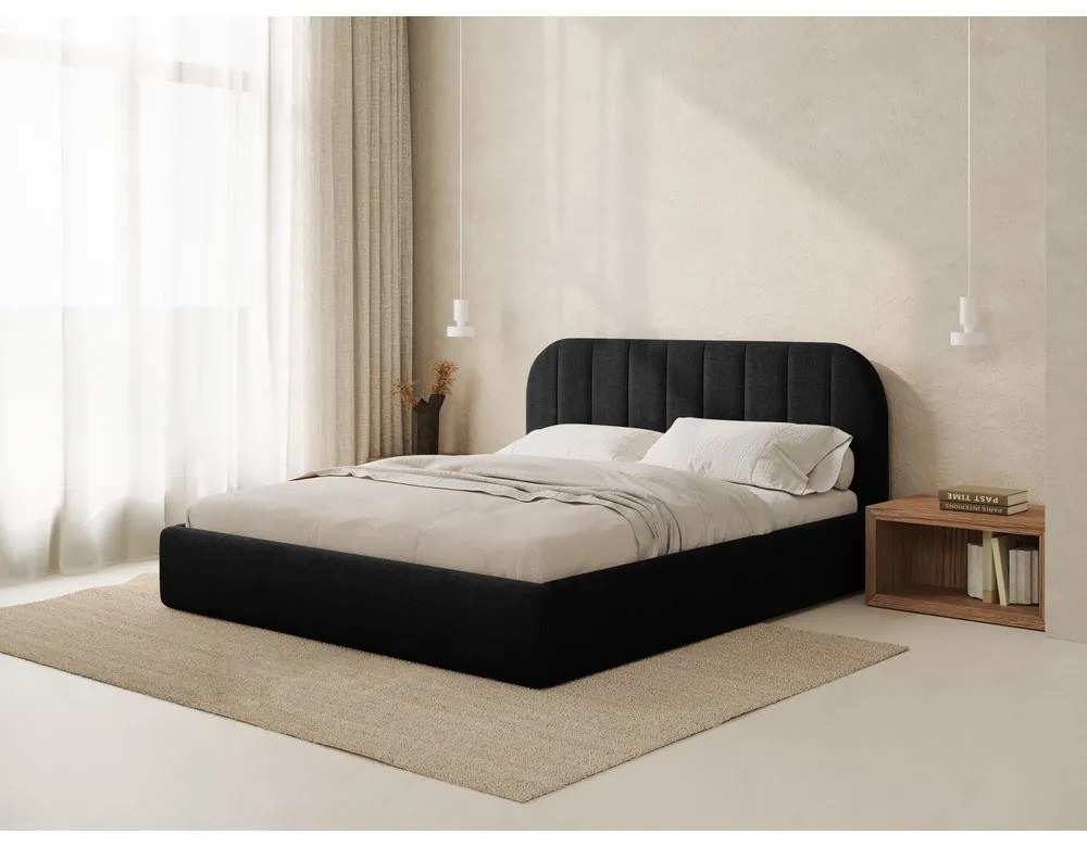 Czarne tapicerowane łóżko dwuosobowe ze schowkiem ze stelażem 200x200 cm Juno – Windsor &amp; Co Sofas
