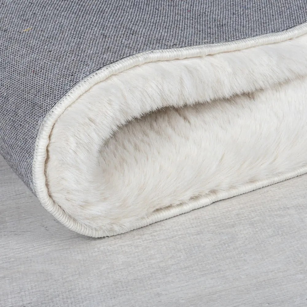 Biała syntetyczna skóra 200x290 cm Ivy Luxury Fur – Flair Rugs
