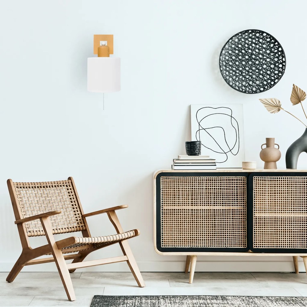 Biały kinkiet LED CL-SHWD-WE10x10BU-WE jednopunktowy z litego drewna z