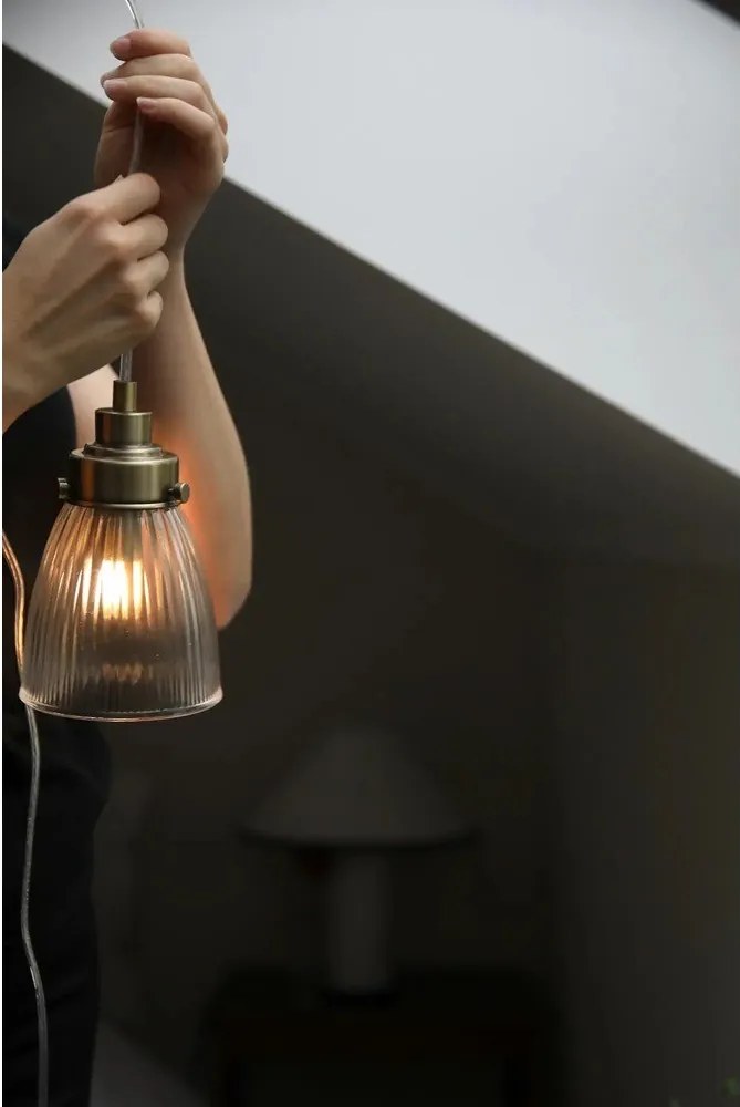 Lampa wisząca w kolorze mosiądzu ze szklanym kloszem ø 11 cm Bellis – Markslöjd