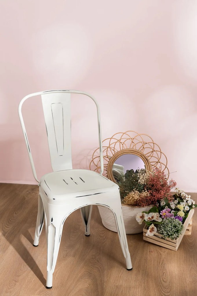 Zabytkowe krzeso Torix