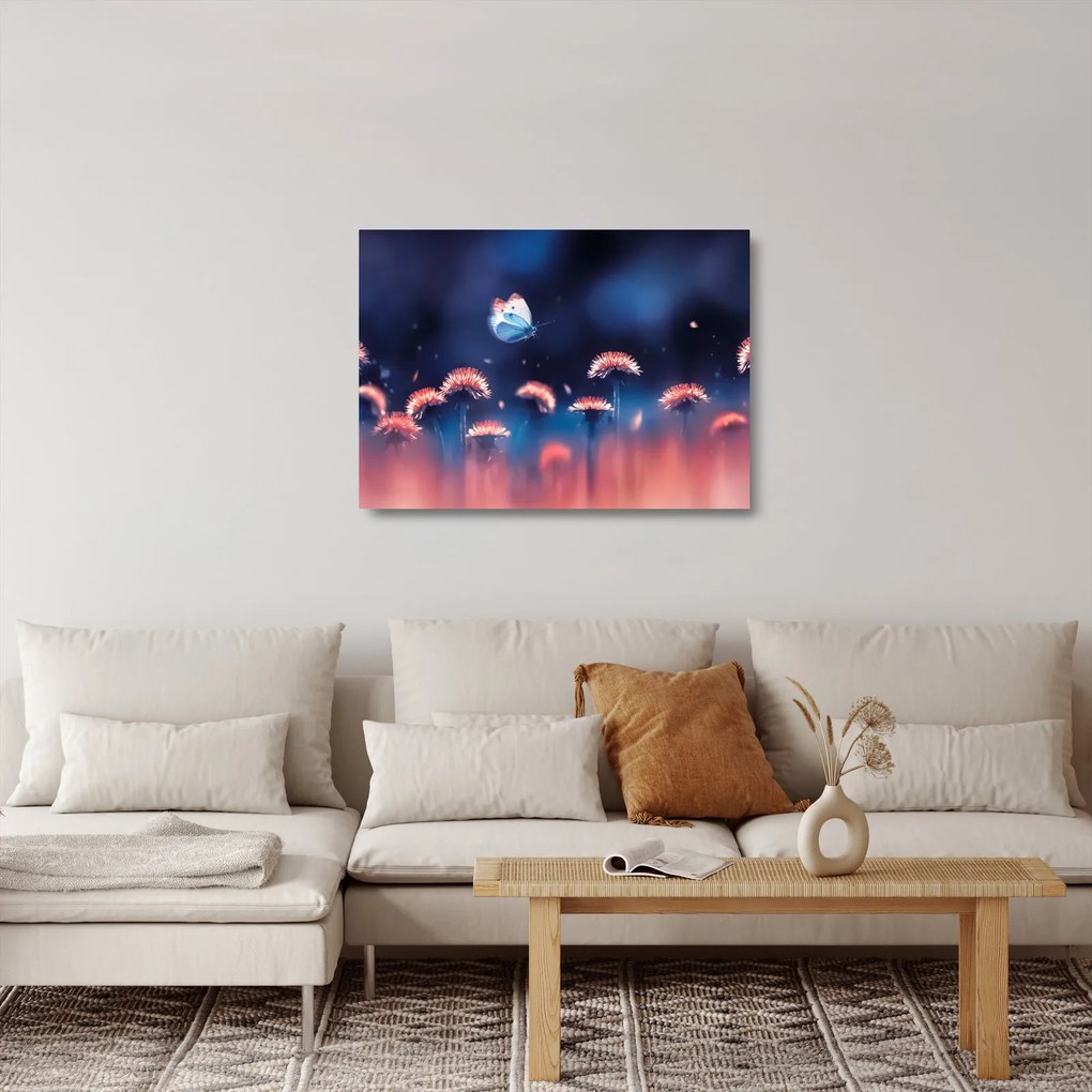 Obraz na szkle dmuchawca z niebieskim motylem (70x50 cm)