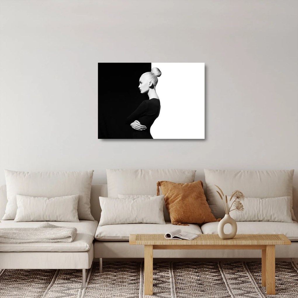 Obraz na szkle - Kobieta à la yin i yang (70x50 cm)