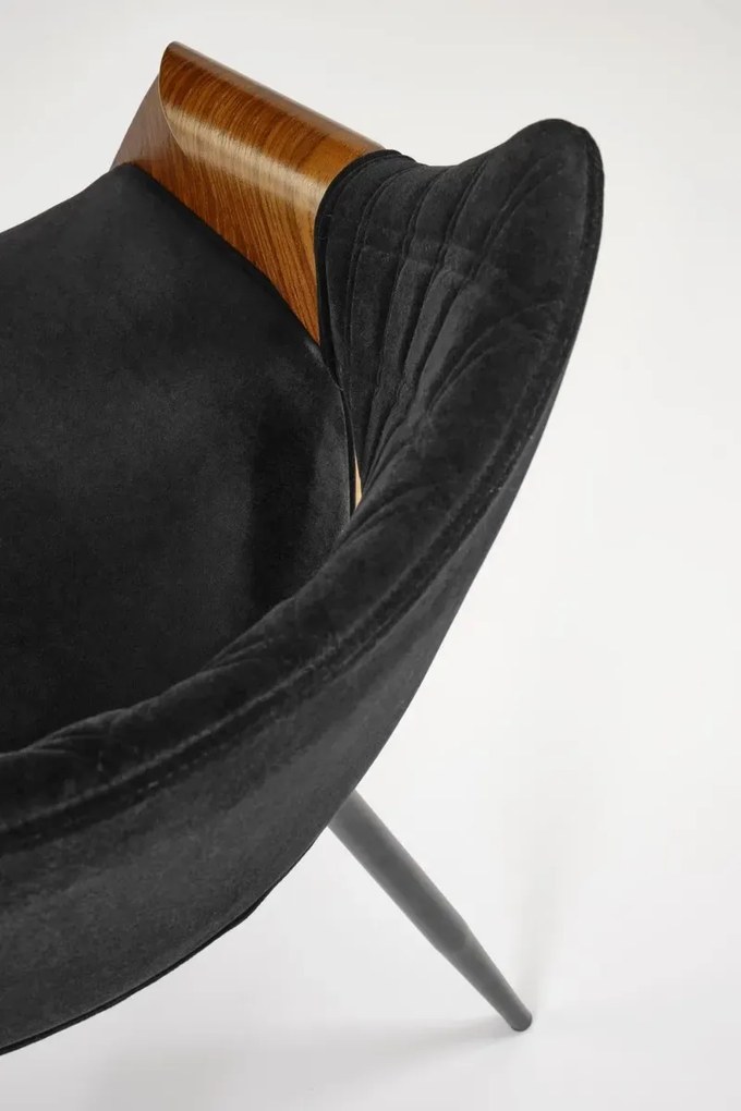 Krzesło tapicerowane K586 VELVET czarne/orzech HALMAR
