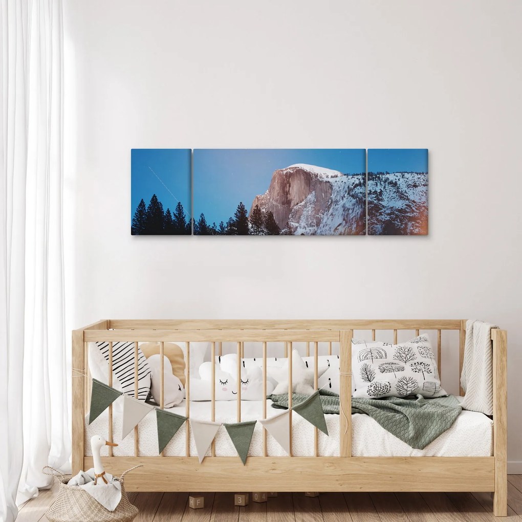 Obraz - Nocny szczyt gór (170x50 cm)