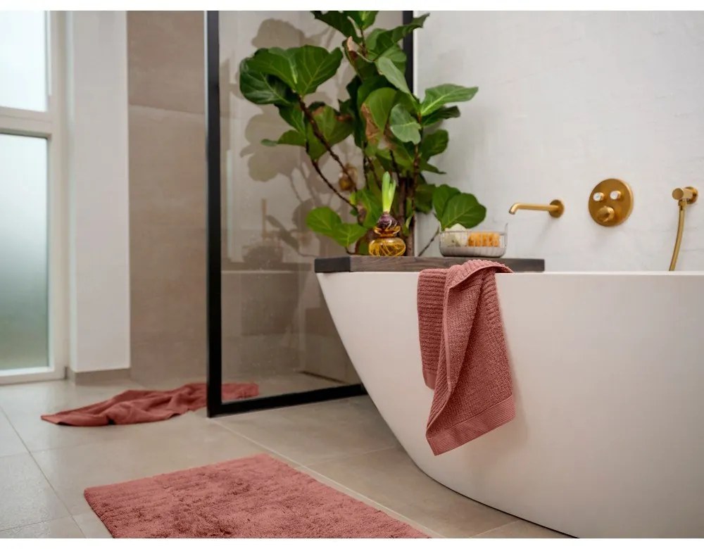 Czerwony bawełniany ręcznik kąpielowy frotte 70x140 cm Classic – Zone