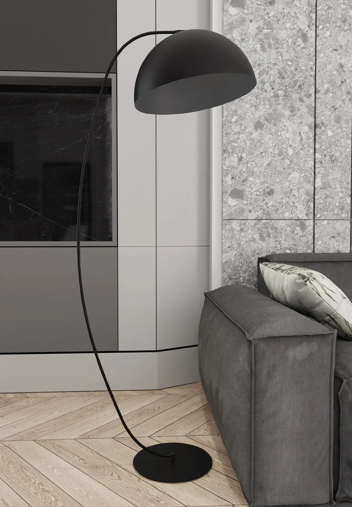Lampa podłogowa Arcos czarna z łukową konstrukcją i półokrągłym kloszem