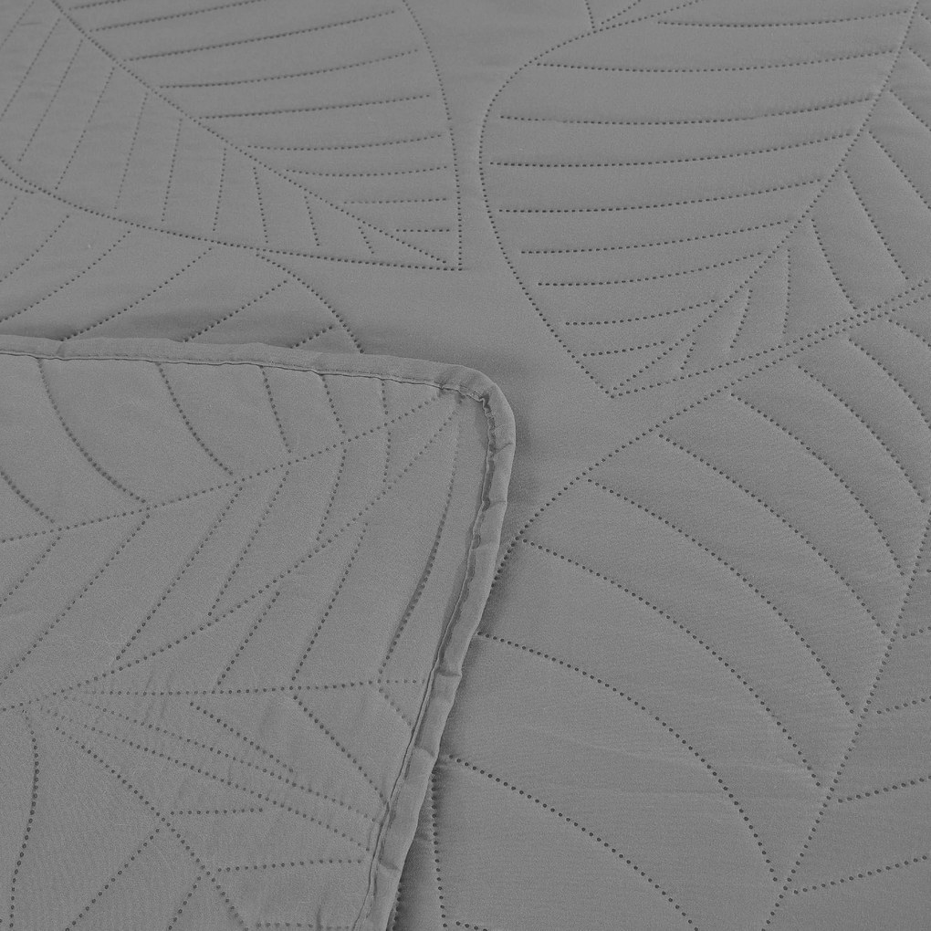 Szara narzuta na łóżko ze wzorem LEAVES Rozmiar: 170 x 210 cm