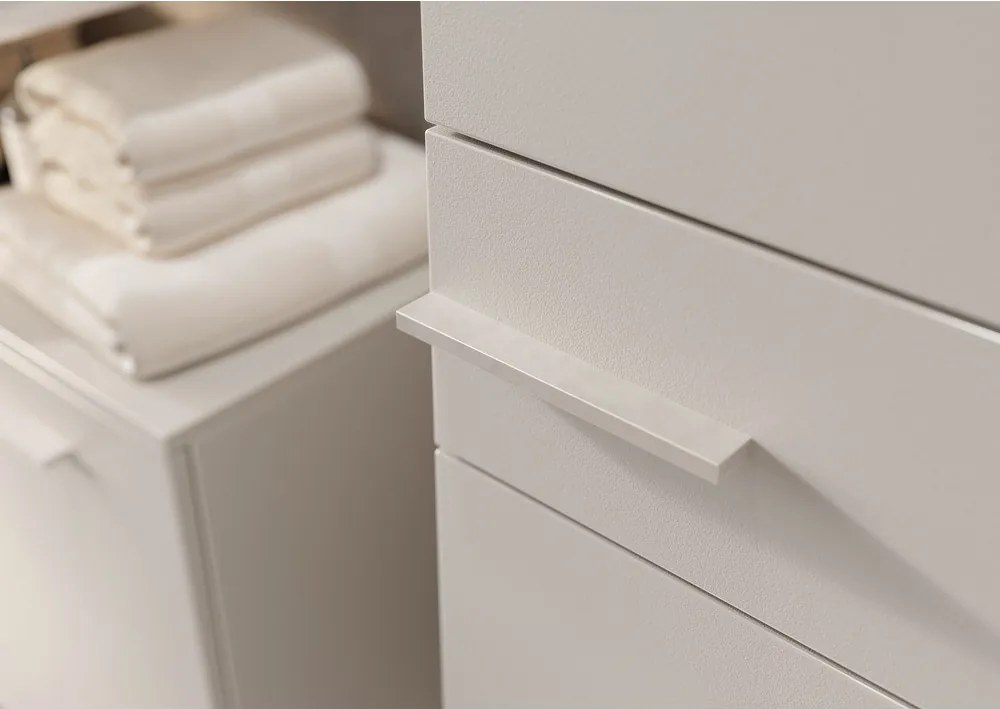 Kremowa wysoka/wąska szafka łazienkowa z matowym wykończeniem 34x190 cm Laurino – Germania