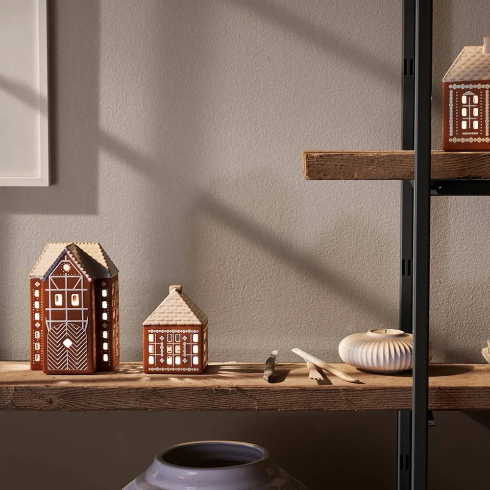 Ceramiczny świecznik na świeczkę typu tealight Gingerbread Lighthouse – Kähler Design
