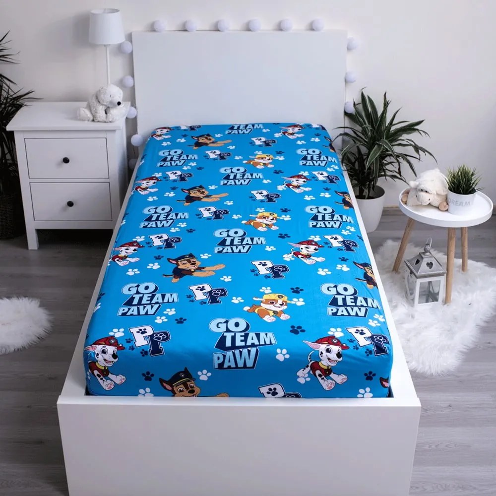 Niebieskie bawełniane prześcieradło dziecięce z gumką 90x200 cm Paw Patrol – Jerry Fabrics