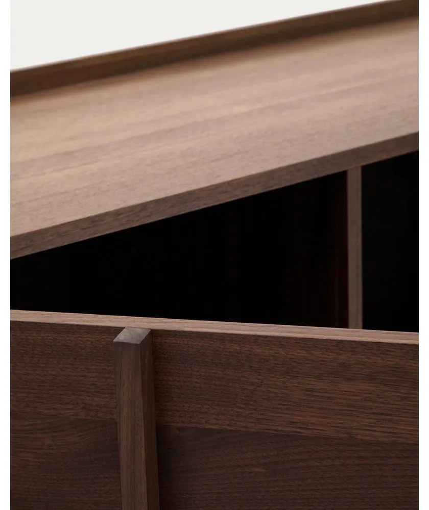 Brązowa komoda w dekorze orzecha 200x80x45 cm Onix – Kave Home