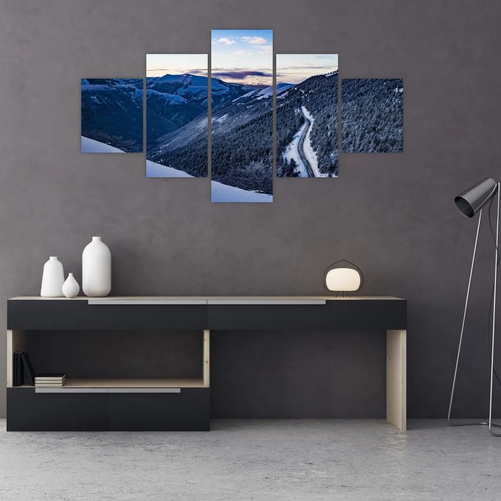 Obraz ośnieżonego stoku (125x70 cm)