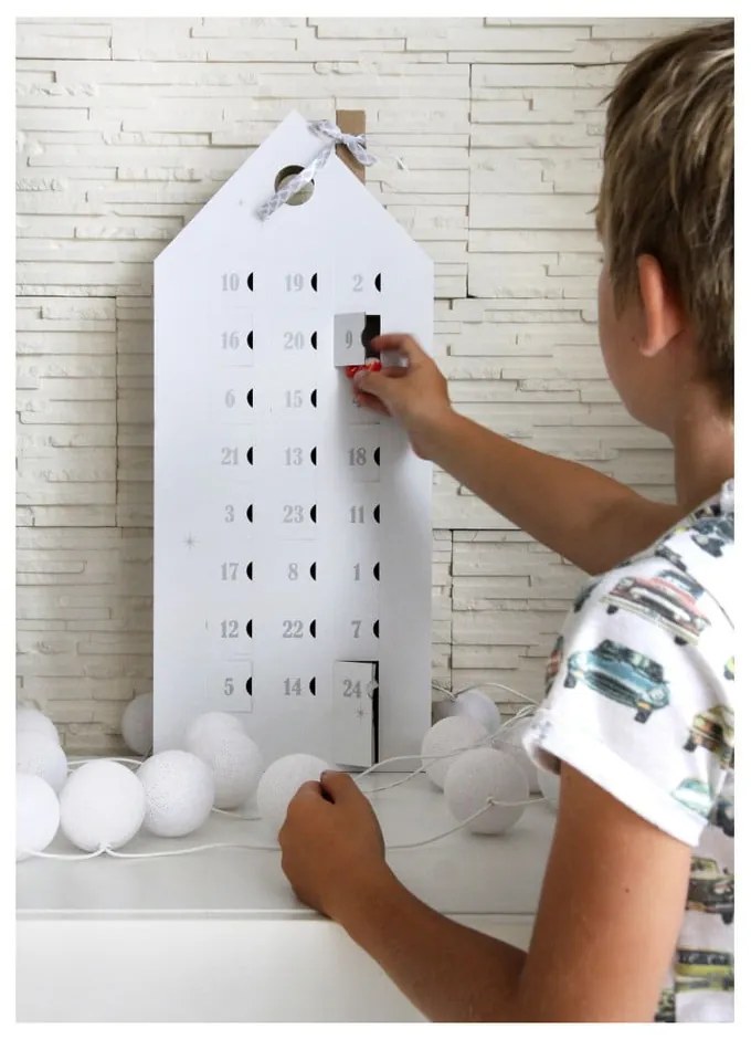 Kalendarz adwentowy ze szczegółami w srebrnym kolorze Unlimited Design for kids