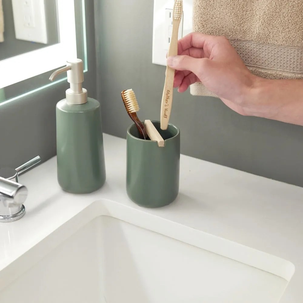 Zielony ceramiczny dozownik do mydła iDesign Eco Vanity