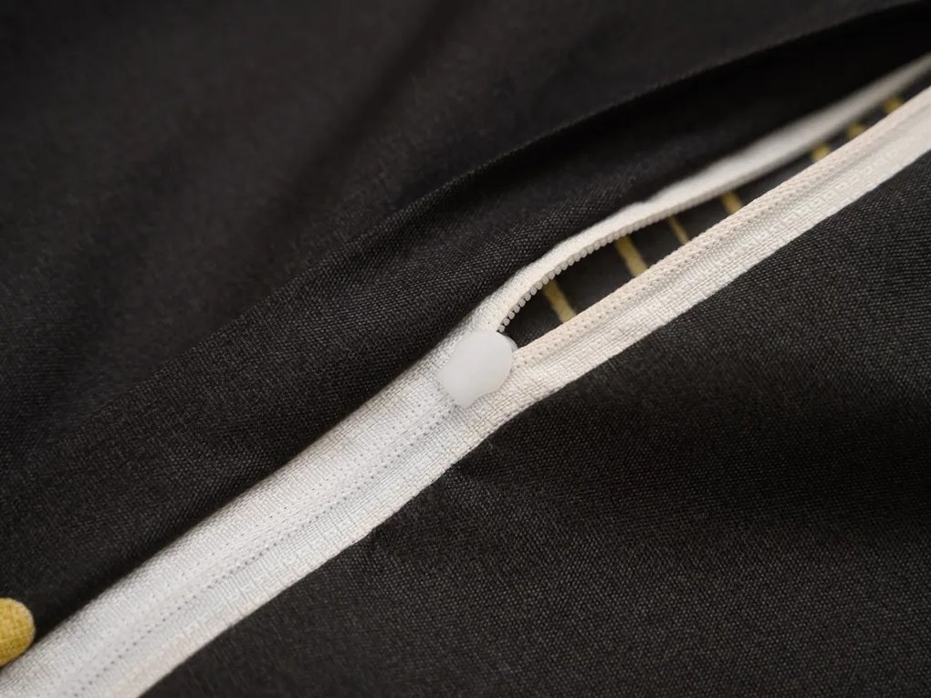 PrzytulneMieszkanie.pl PrzytulneMieszkanie.pl Pościel z mikrowłókna VISATA czarna Rozmiar pościeli: 2 szt 70 x 80 cm | 160 x 200 cm