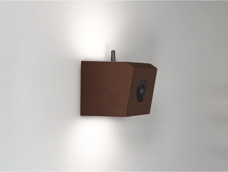 Kinkiet LED o mocy 12 W z kamerą IR 1080P kompatybilną z Tuya, Alexa i Google Home Corten