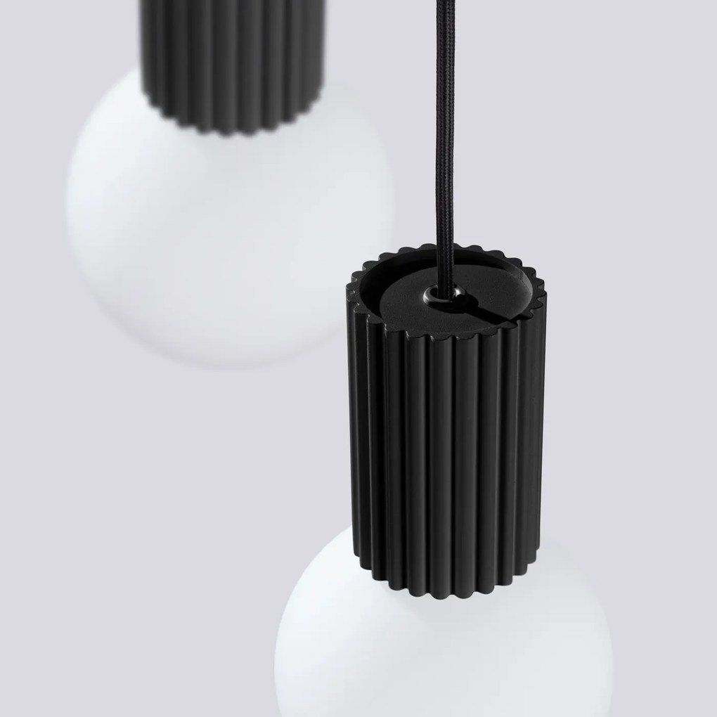 Lampa wisząca HALO 3P czarna ryflowana SOLLUX  LIGHTING