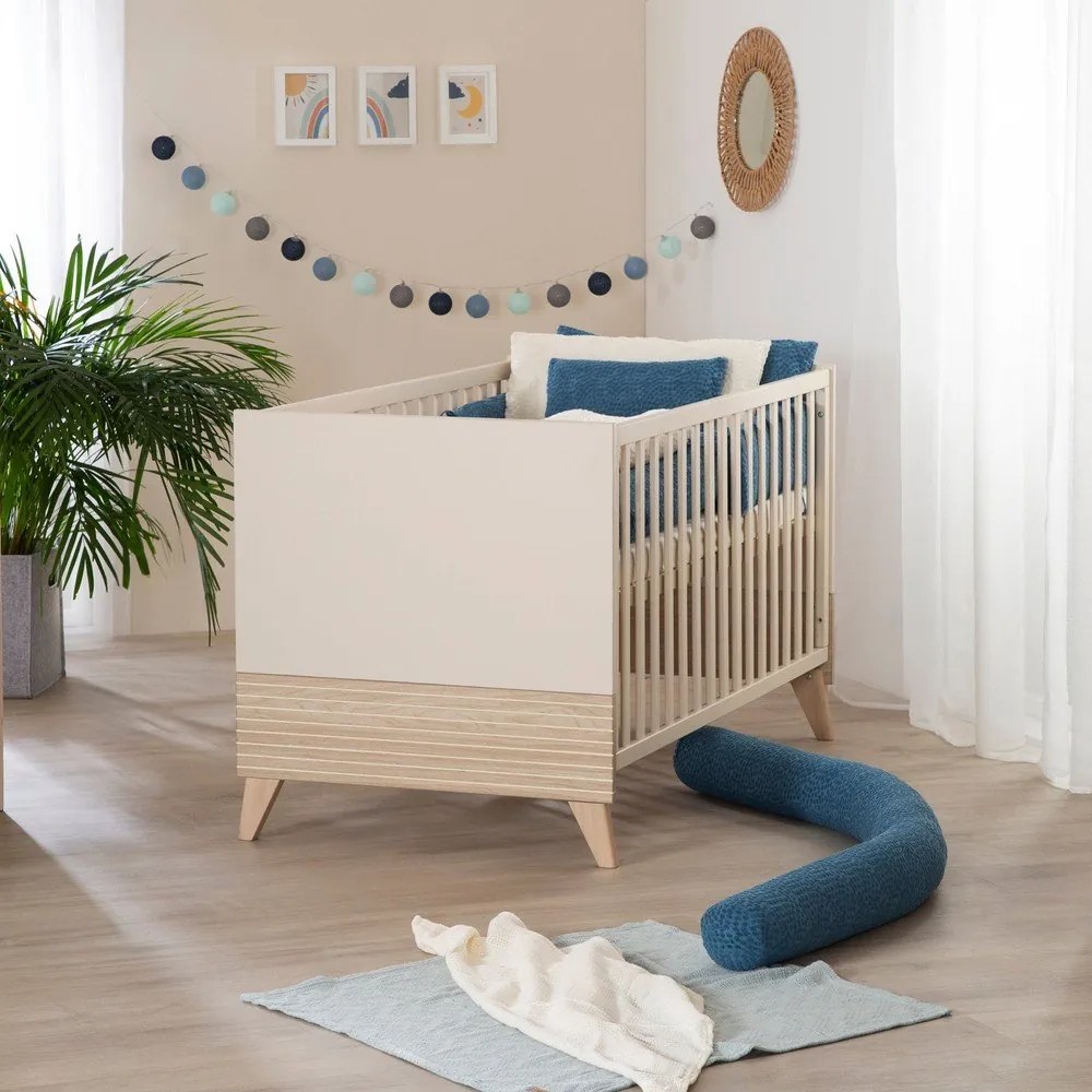 Beżowe łóżeczko z regulowaną wysokością 70x140 cm Sidney – Roba