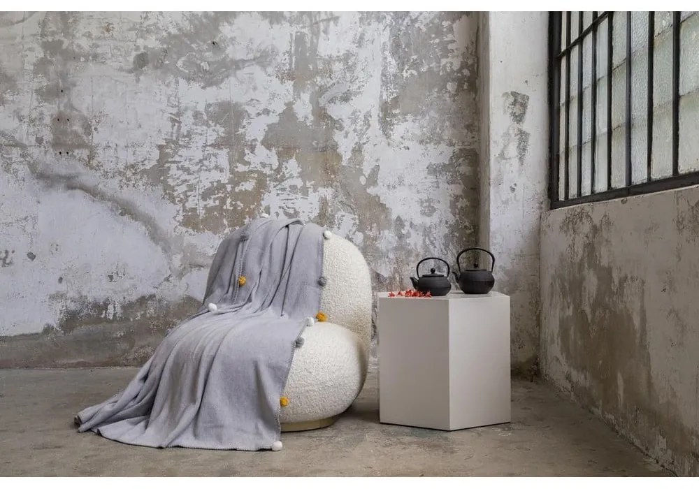 Szara polarowa narzuta 200x220 cm Pom Pom – Mijolnir