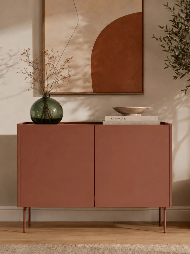 Komoda Desin 120 cm dwudrzwiowa - ceramic red / dąb nagano