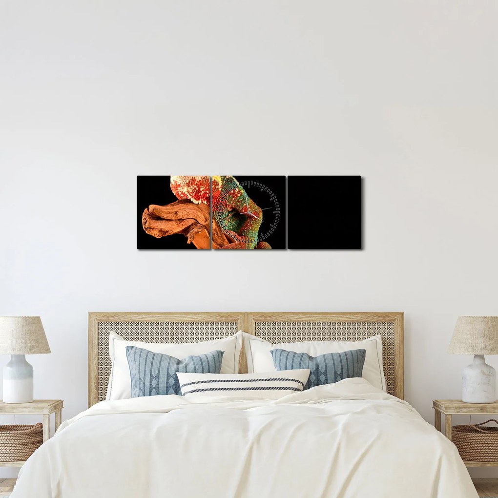 Obraz kameleona na gałęzi (z zegarem) (90x30 cm)