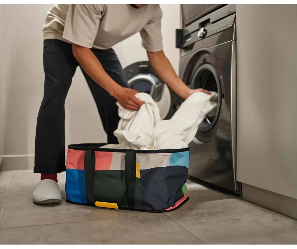 Plastikowy składany kosz na pranie 35 l Hold-All – Joseph Joseph